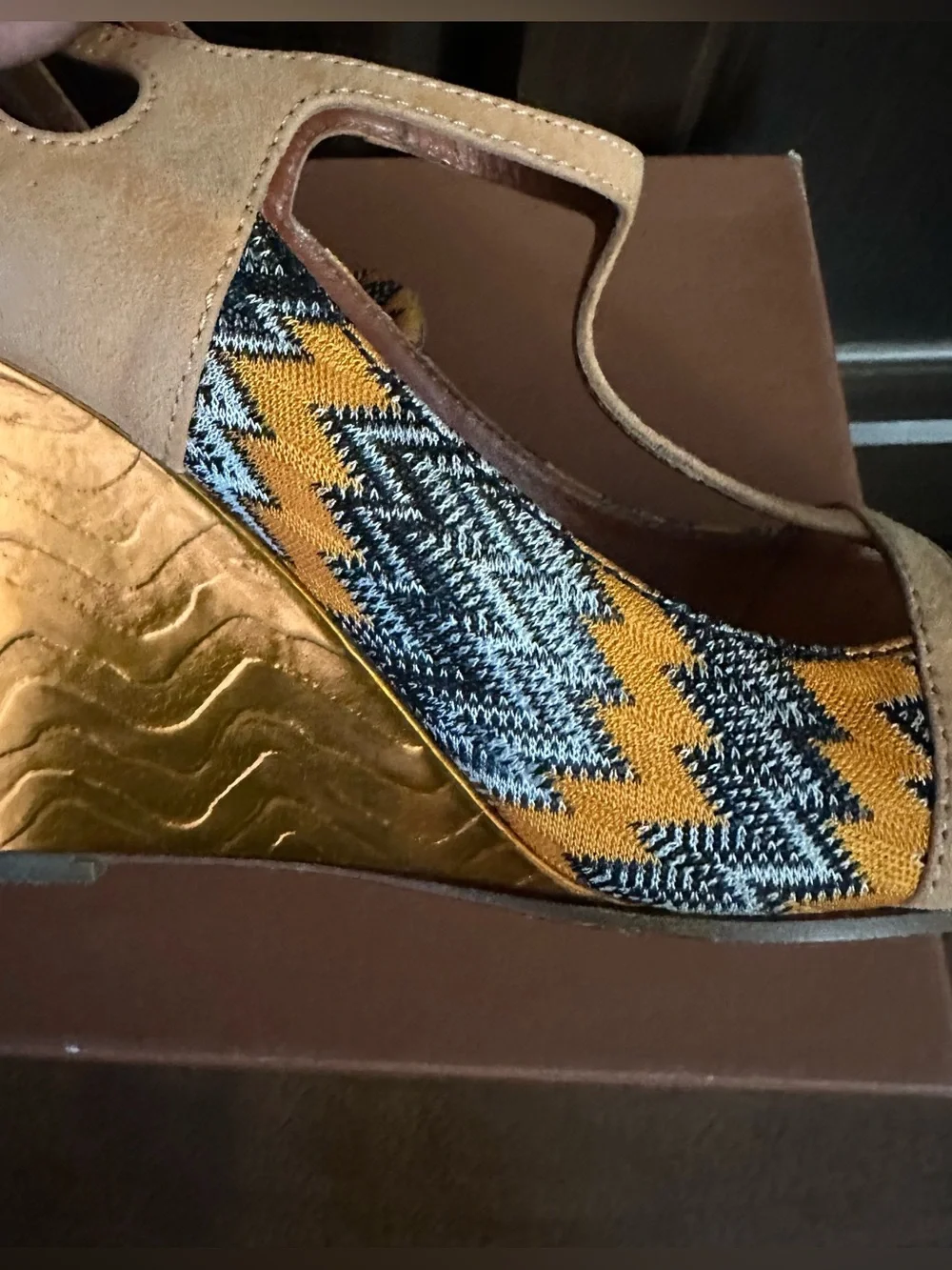 Missoni wedges tan